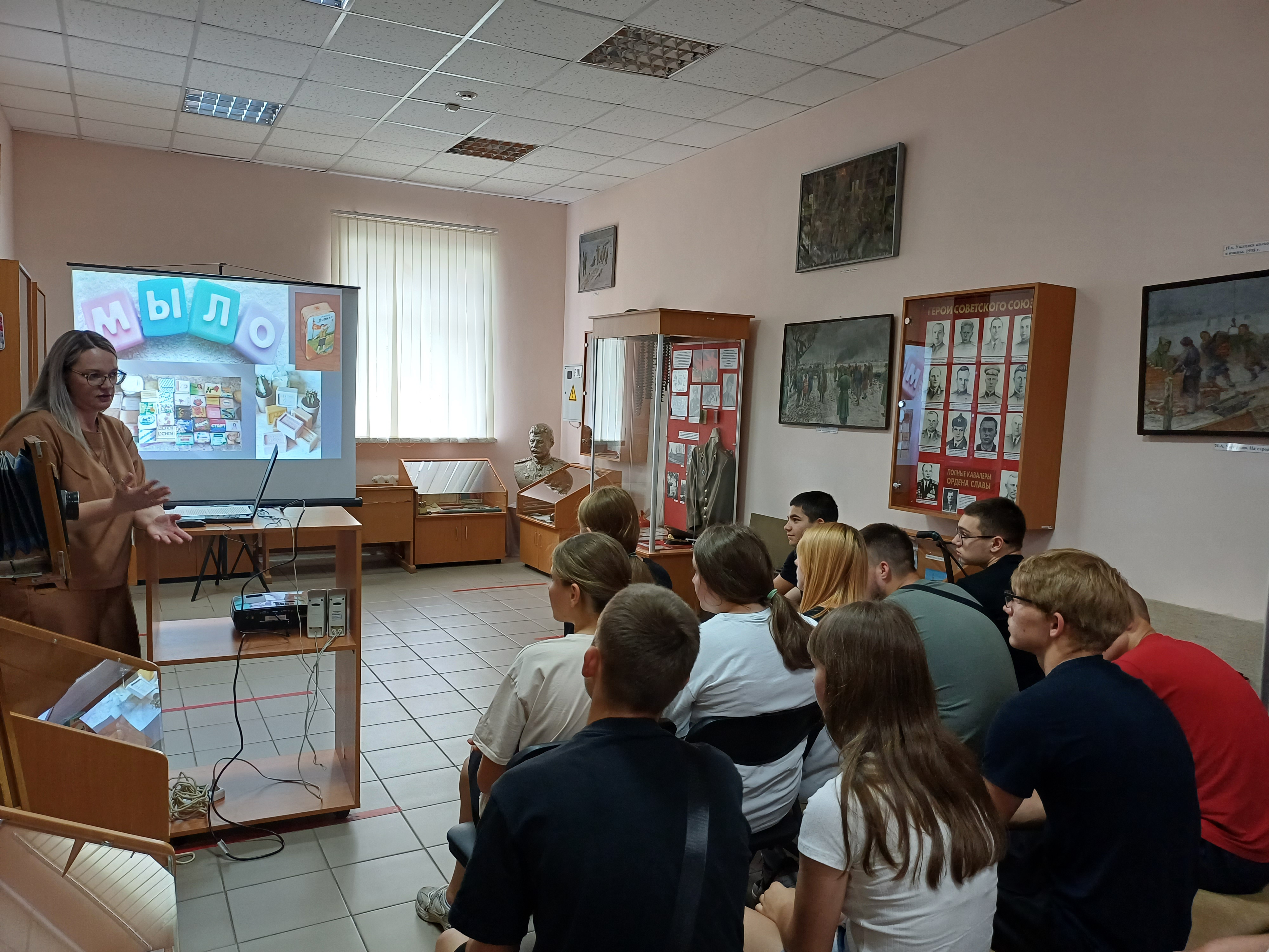 Экскурсия в Кореневский краеведческий музей.