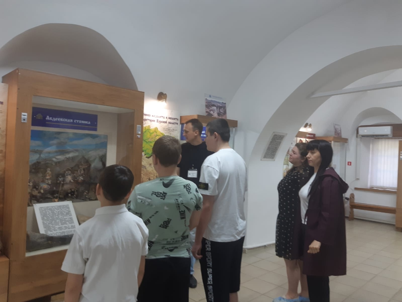 Второй день в детском пришкольном лагере.